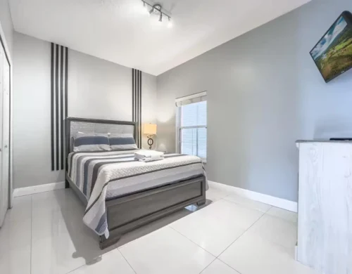 8534 – Conforto e Diversão: 4 Quartos e piscina – Encantada